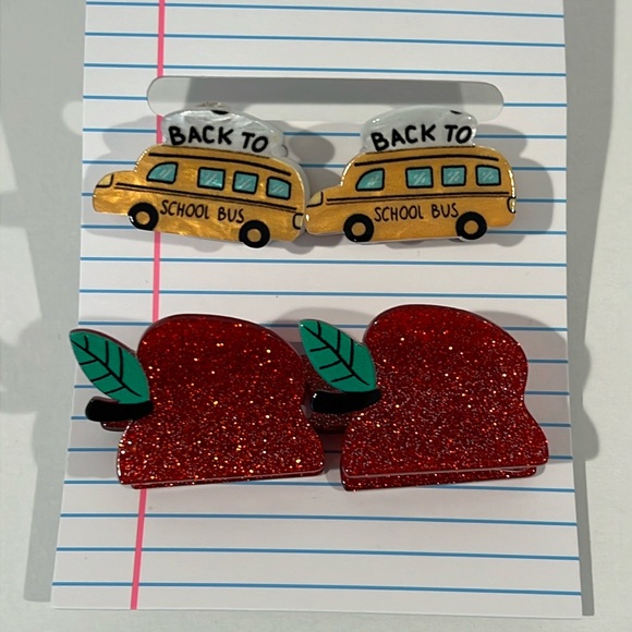 NWT 4 back to school bus apple hair clips - Picture 3 of 5